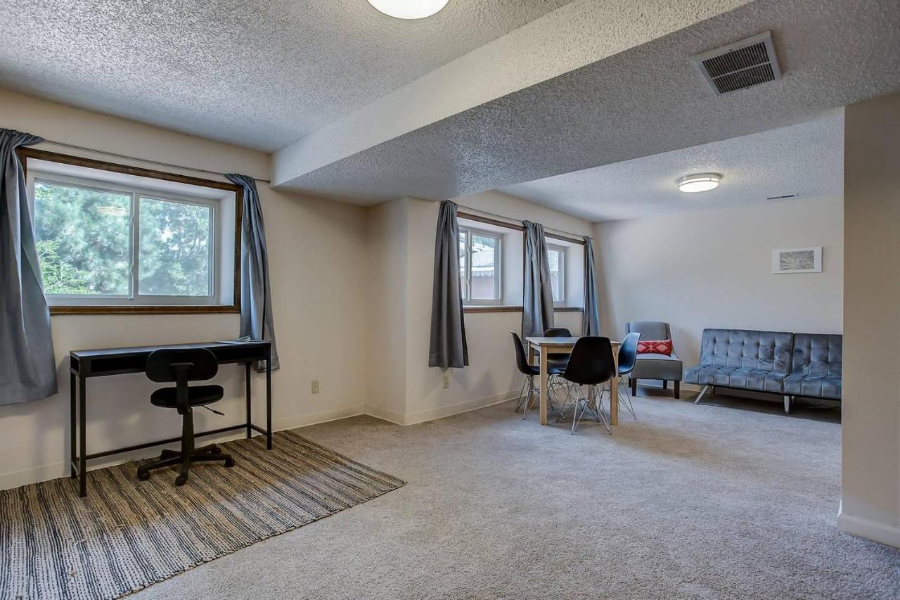 Bright & Cozy Studio Apartment In Colorado Springs Kültér fotó